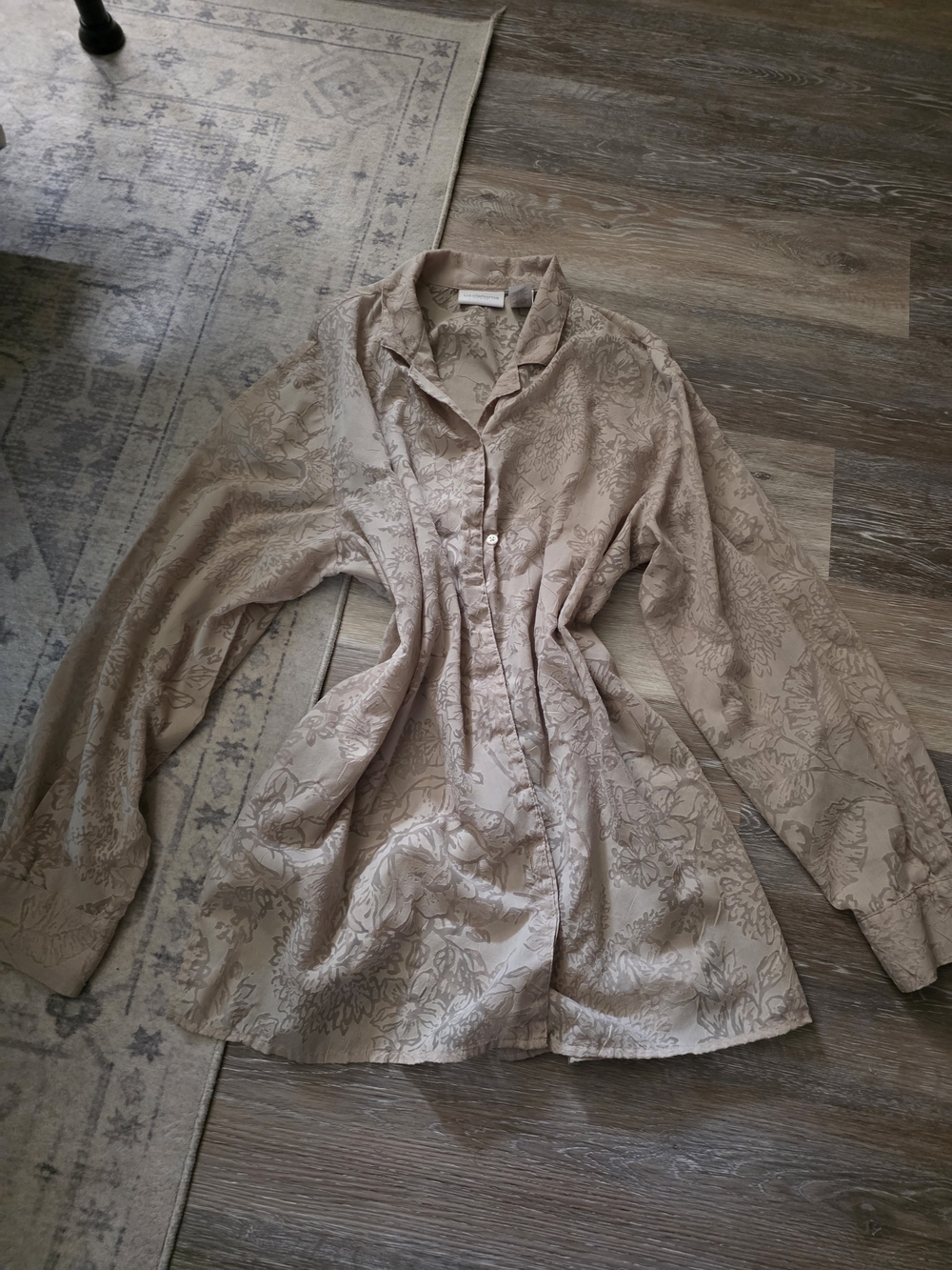 Liz Claiborne Gray/green Floral Jacquard Blouse